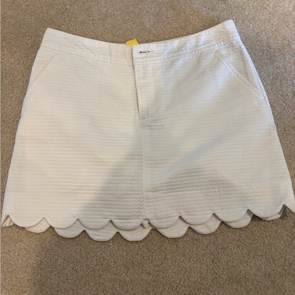 Lilly Pulitzer White Scalloped Hem Skort